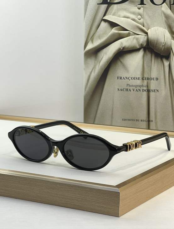 Picture of Dior Sunglasses _SKUfw76161945fw